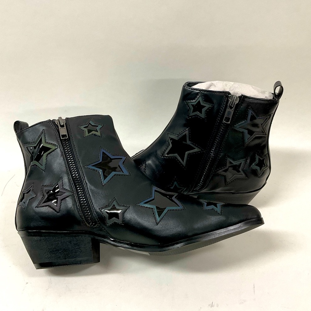 NIB Y.R.U. Dolls Kill Laso Stars Black Cutout Stars